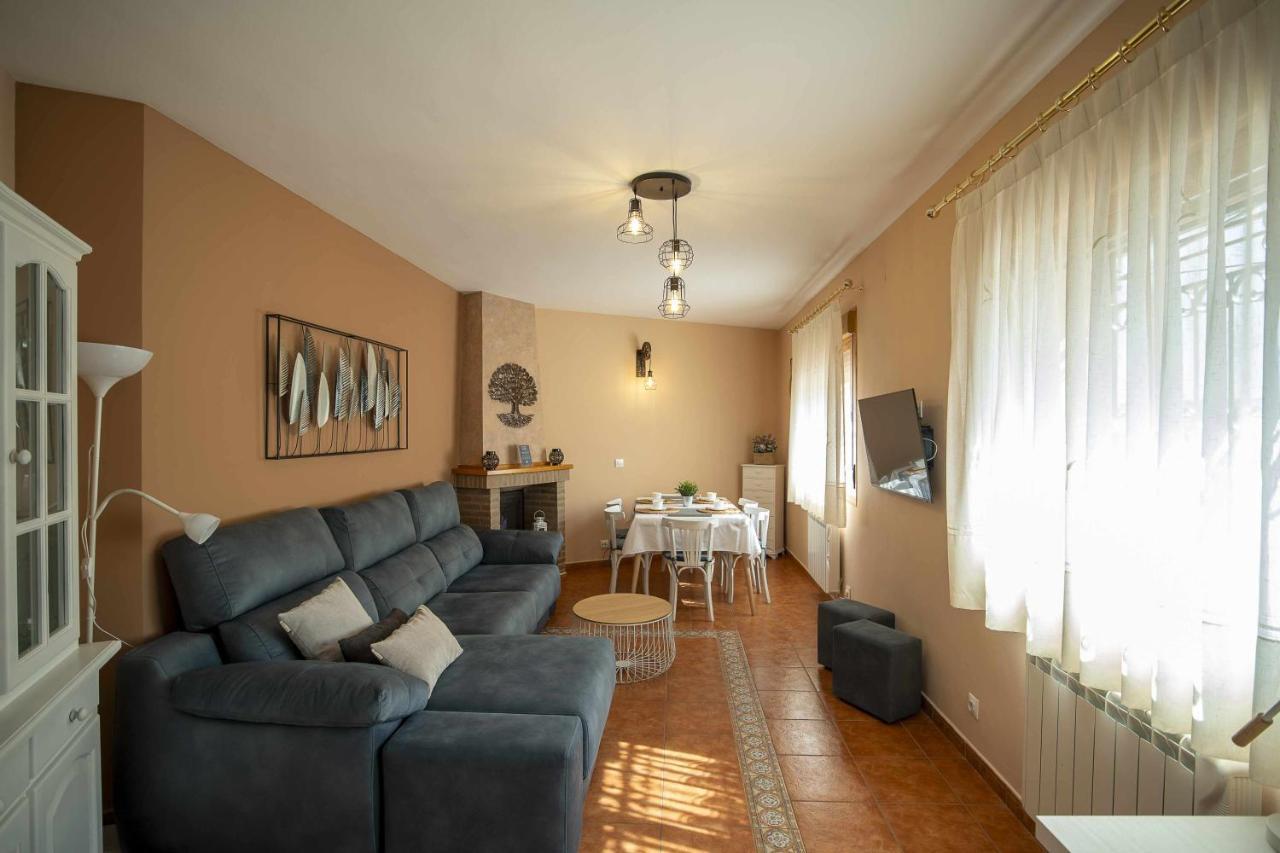 Casa Rural La Posada Del 42 Carrascalejo ภายนอก รูปภาพ